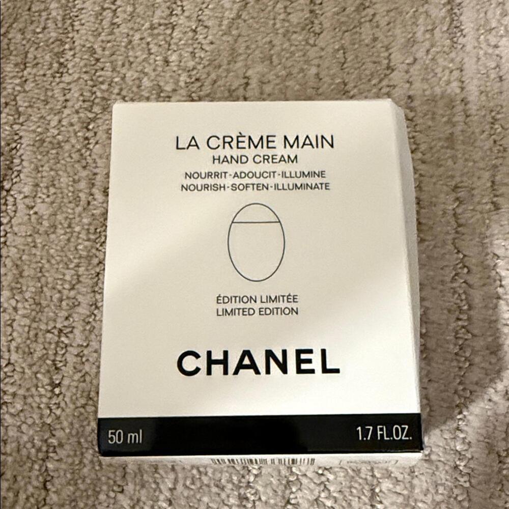 CHANEL La Crème Main Hand Lotion Denim Pouch - Picture 3 of 6